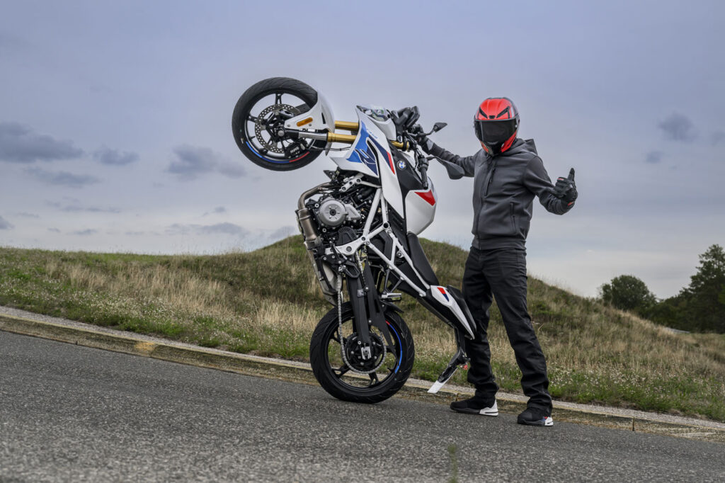 BMW F 450 R 2026 (1)