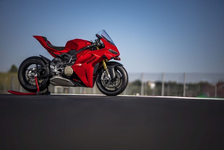 Ducati Panigale V4 2027 (24)