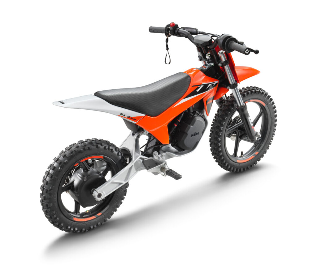 KTM SX E 2.12 2027 06 1199x1017