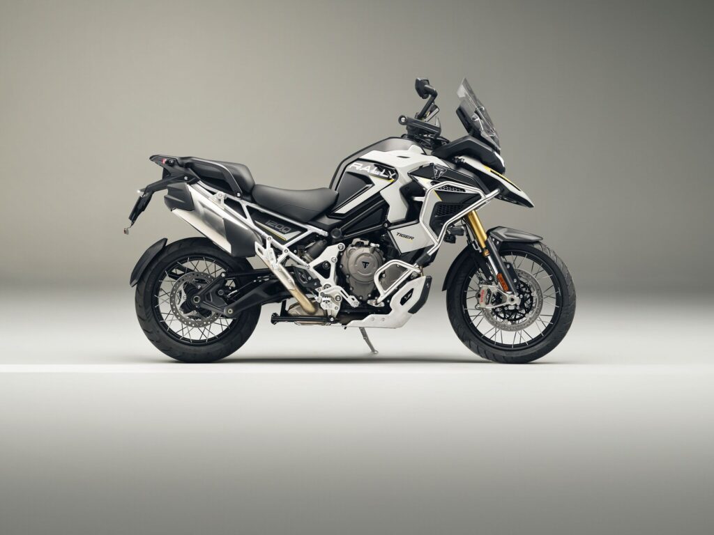 Tiger 1200 Rally Explorer MY27 009