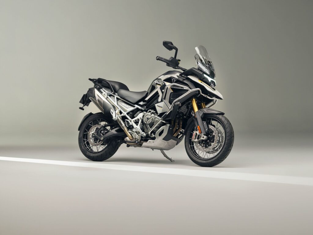 Tiger 1200 Rally Explorer MY27 011