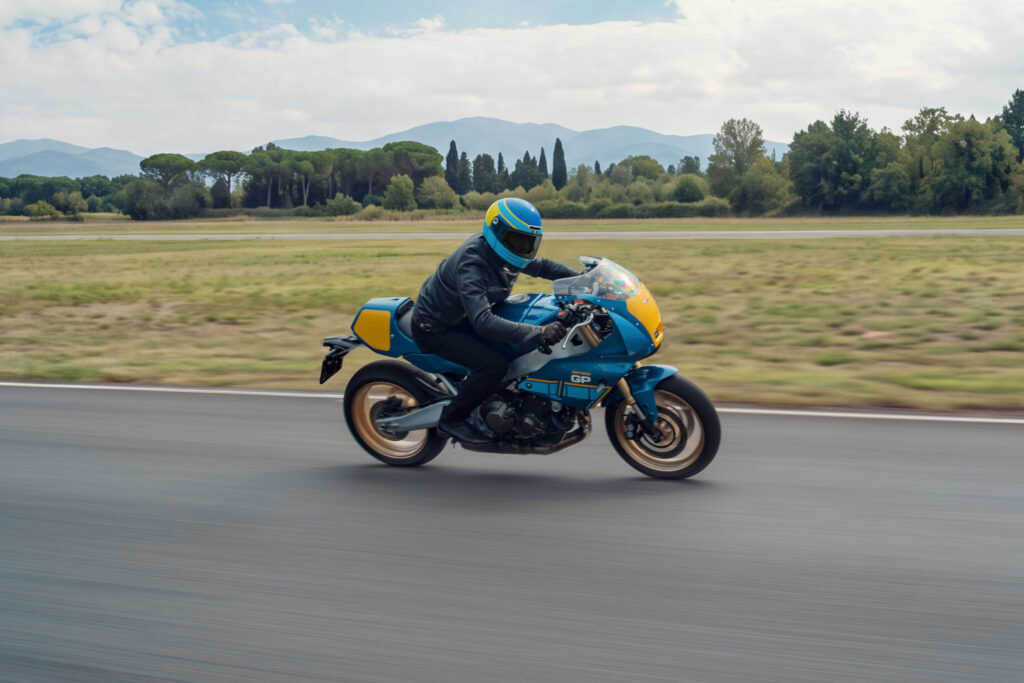 Yamaha XSR900 GP 2026 (2)