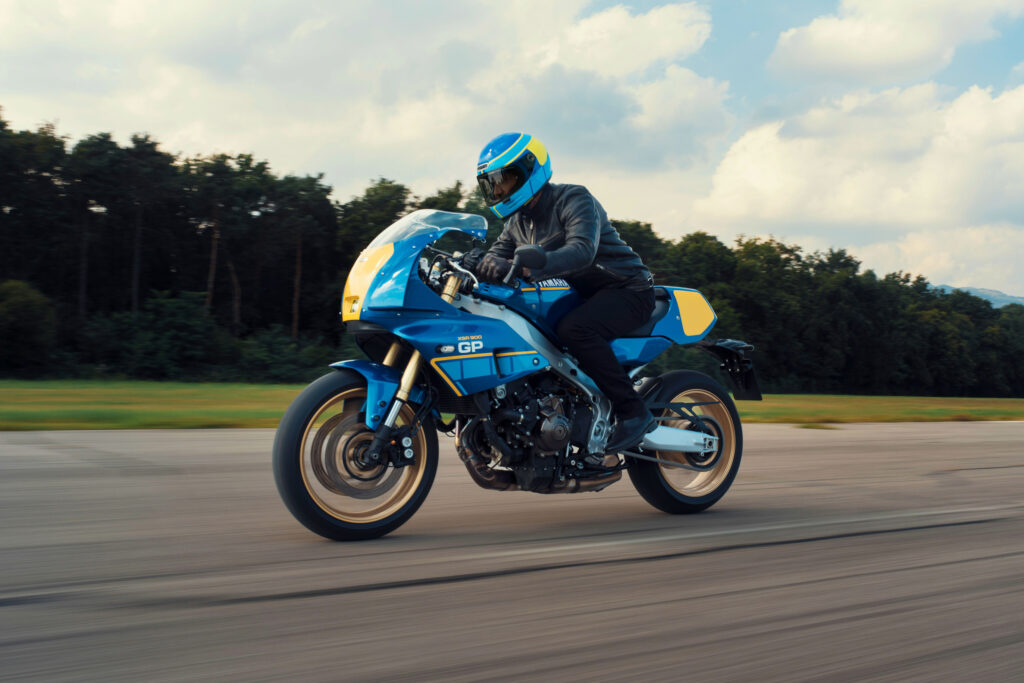 Yamaha XSR900 GP 2026 (27)