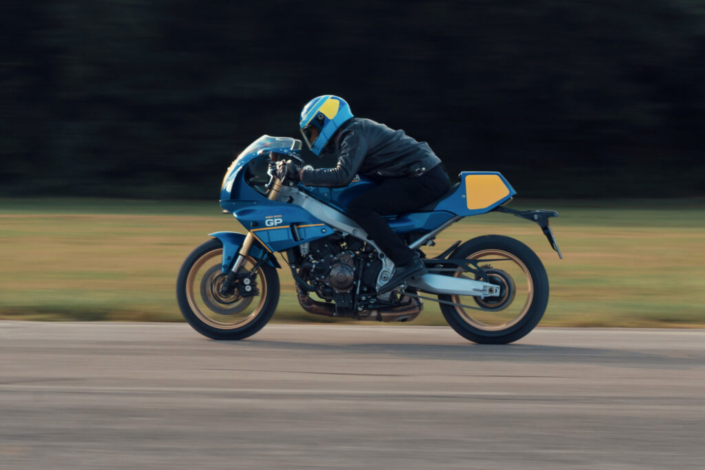Yamaha XSR900 GP 2026 (30)